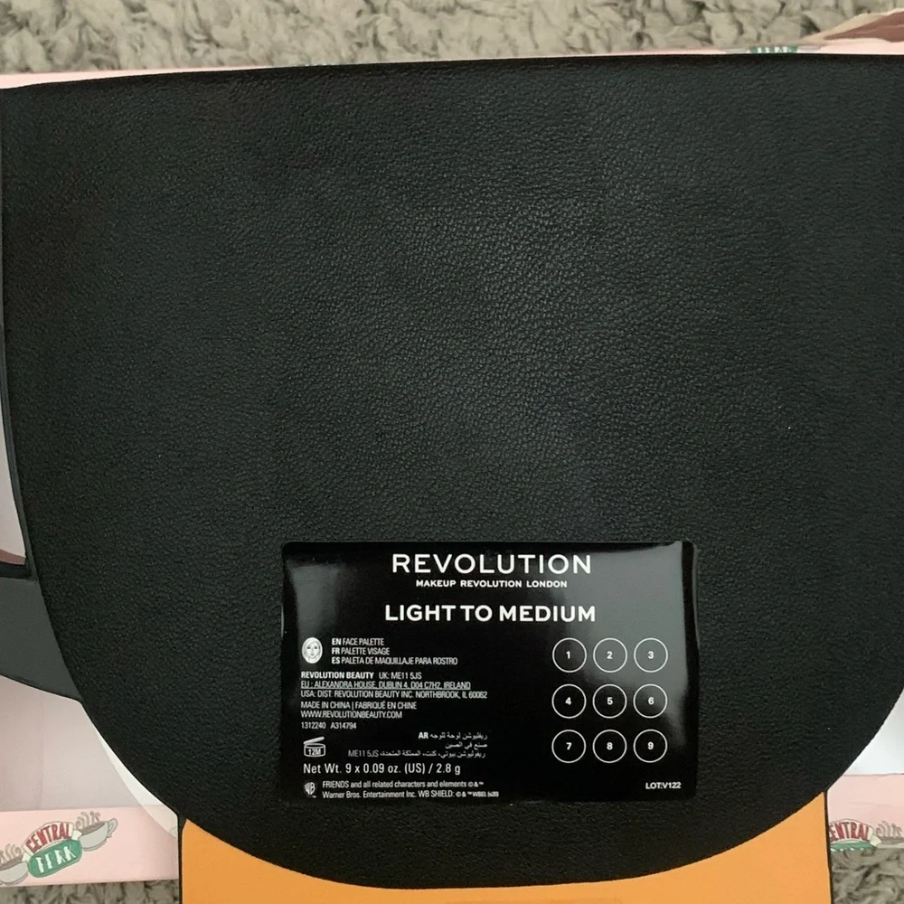 Friends x Revolution Central Perk Light to Medium Eye Shadow Palette